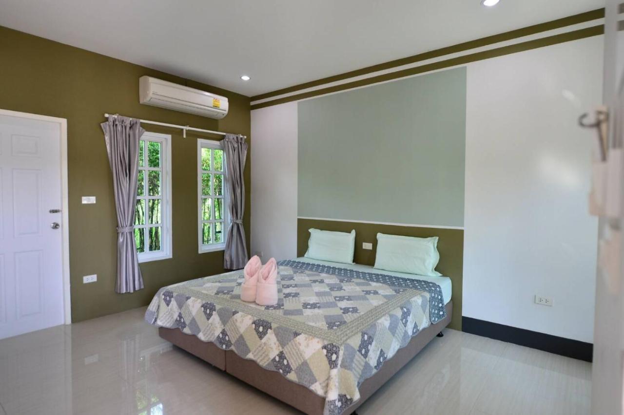 Baan Suan Resort Juree Punsuk Suphanburi Esterno foto