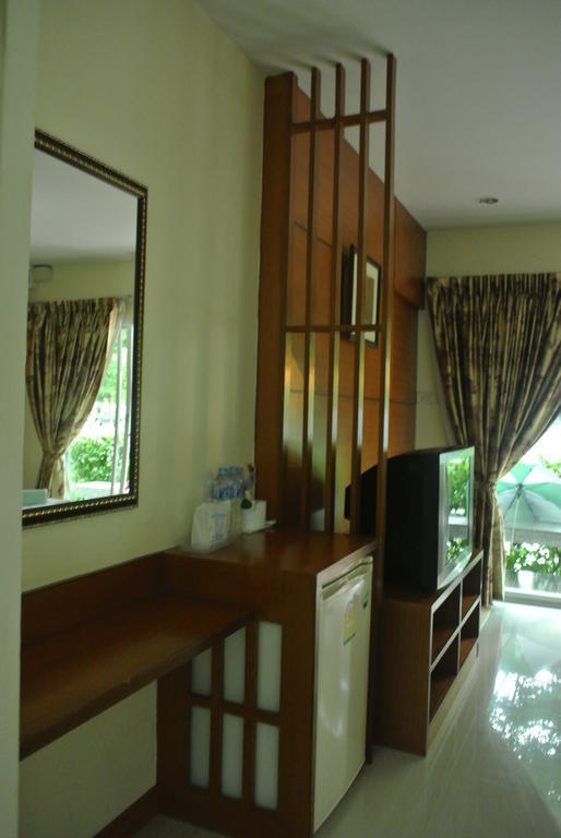 Baan Suan Resort Juree Punsuk Suphanburi Esterno foto