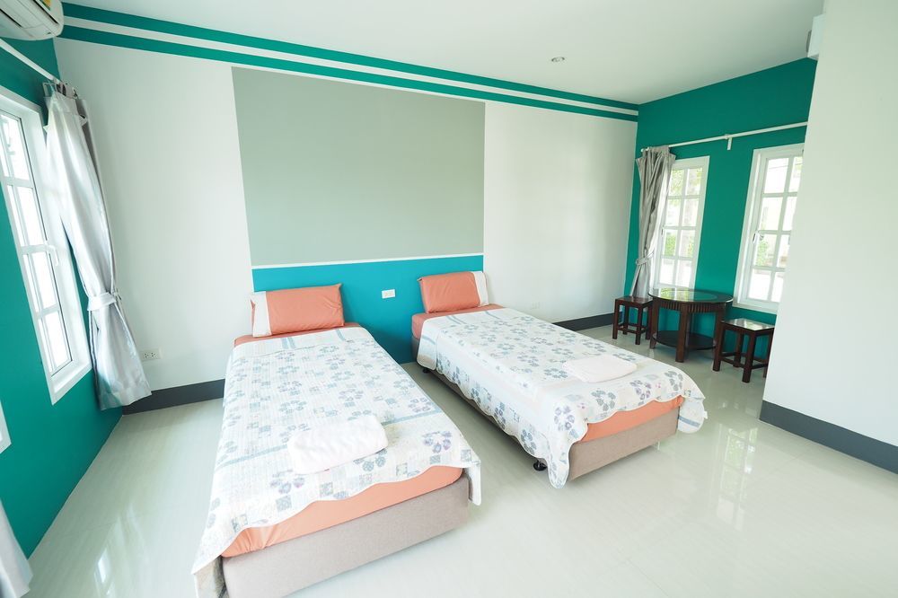 Baan Suan Resort Juree Punsuk Suphanburi Esterno foto