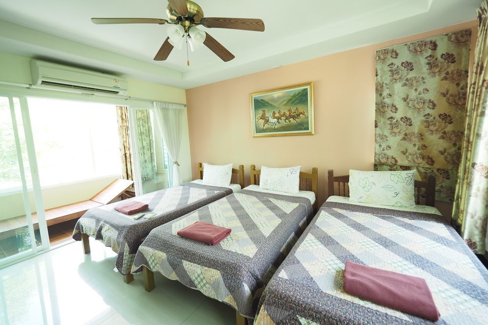 Baan Suan Resort Juree Punsuk Suphanburi Esterno foto